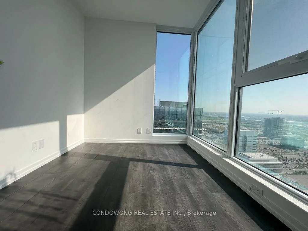 1000, Portage, Vaughan Corporate Centre, Vaughan