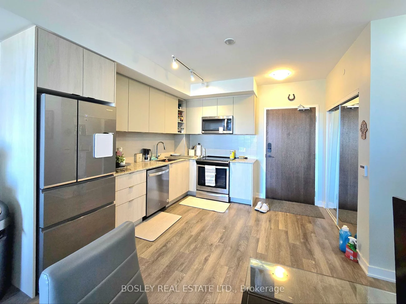 100, Eagle Rock, Rural Vaughan, Vaughan