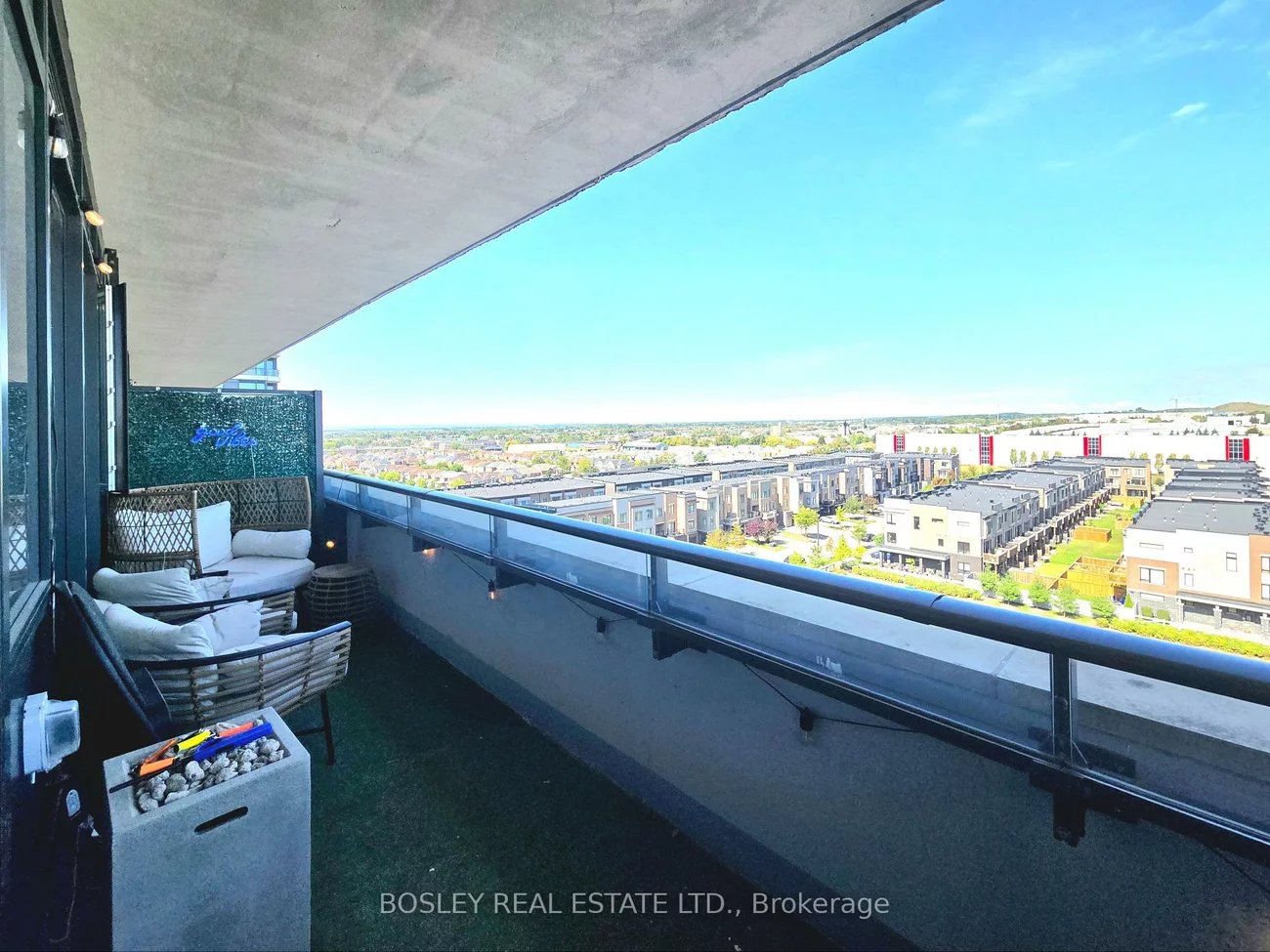 100, Eagle Rock, Rural Vaughan, Vaughan