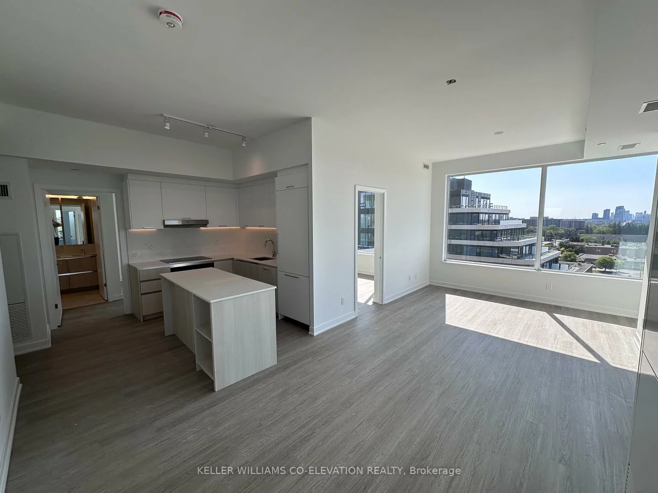 8188, Yonge, Uplands, Vaughan