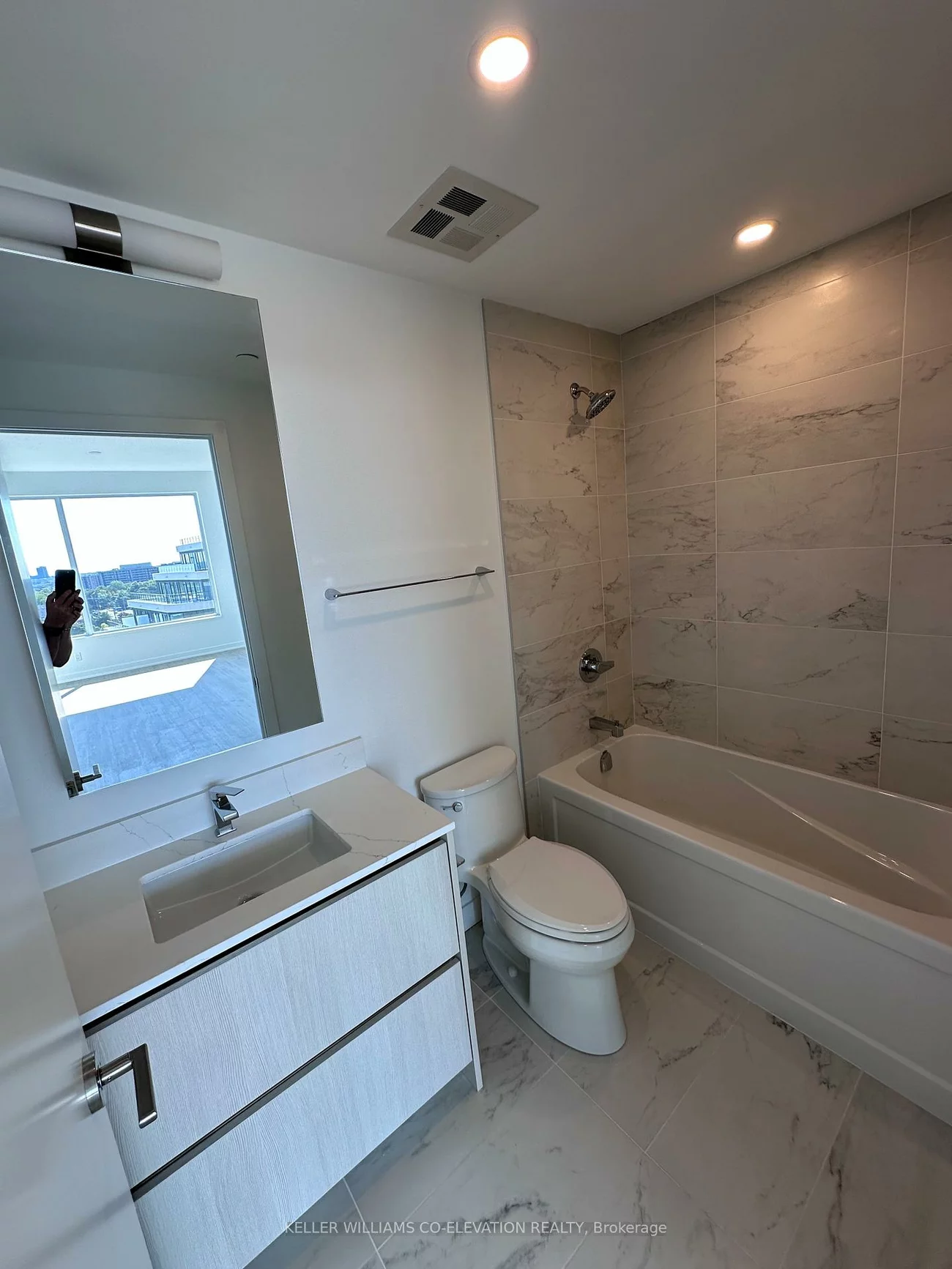 8188, Yonge, Uplands, Vaughan