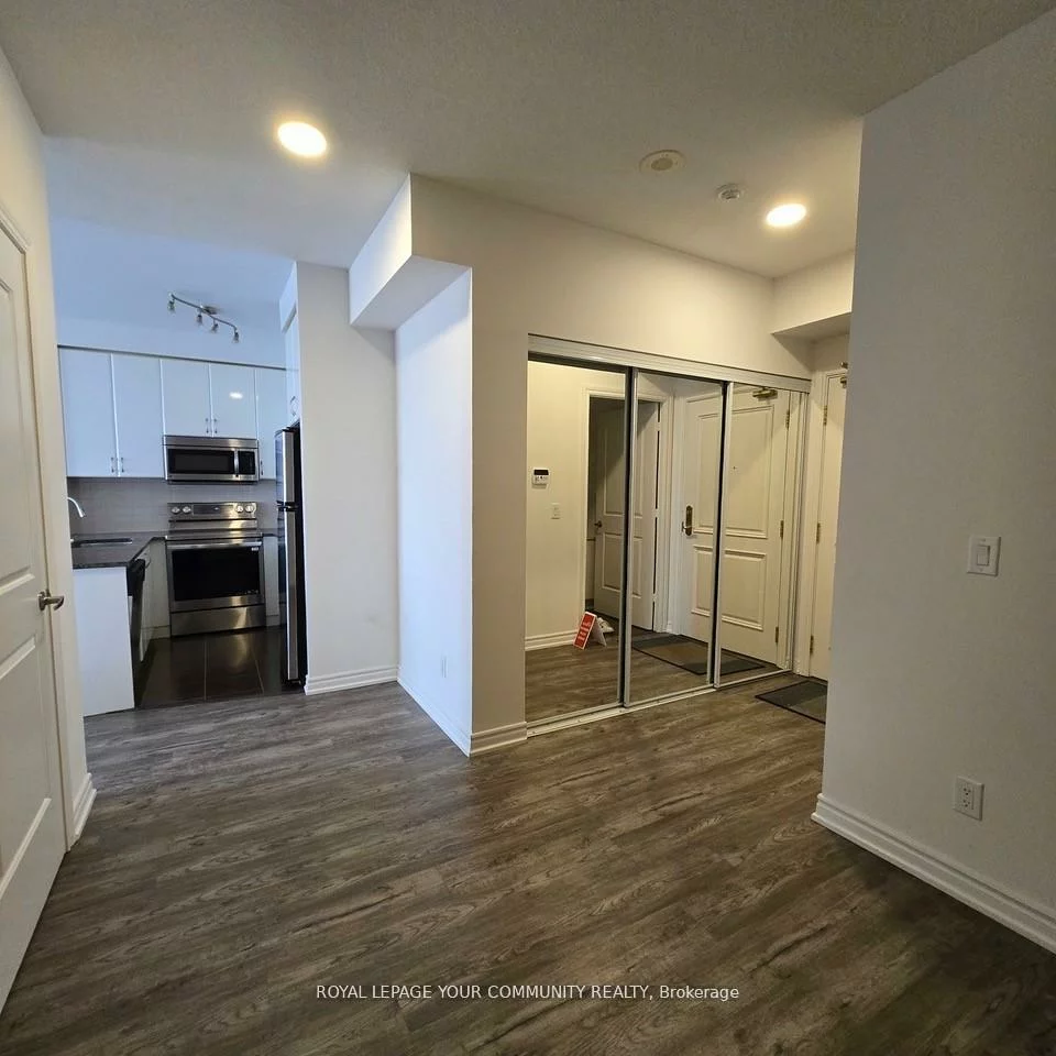 9245, Jane, Maple, Vaughan
