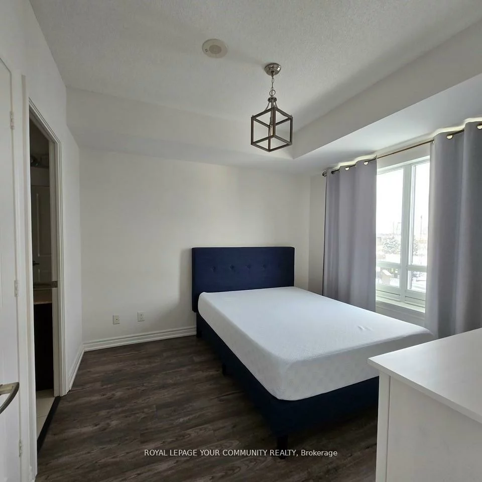 9245, Jane, Maple, Vaughan