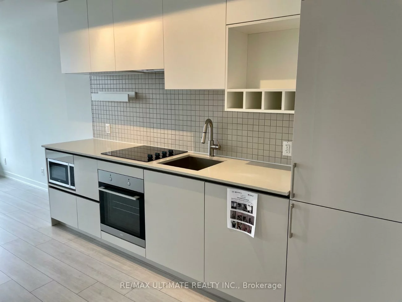 898, Portage, Vaughan Corporate Centre, Vaughan