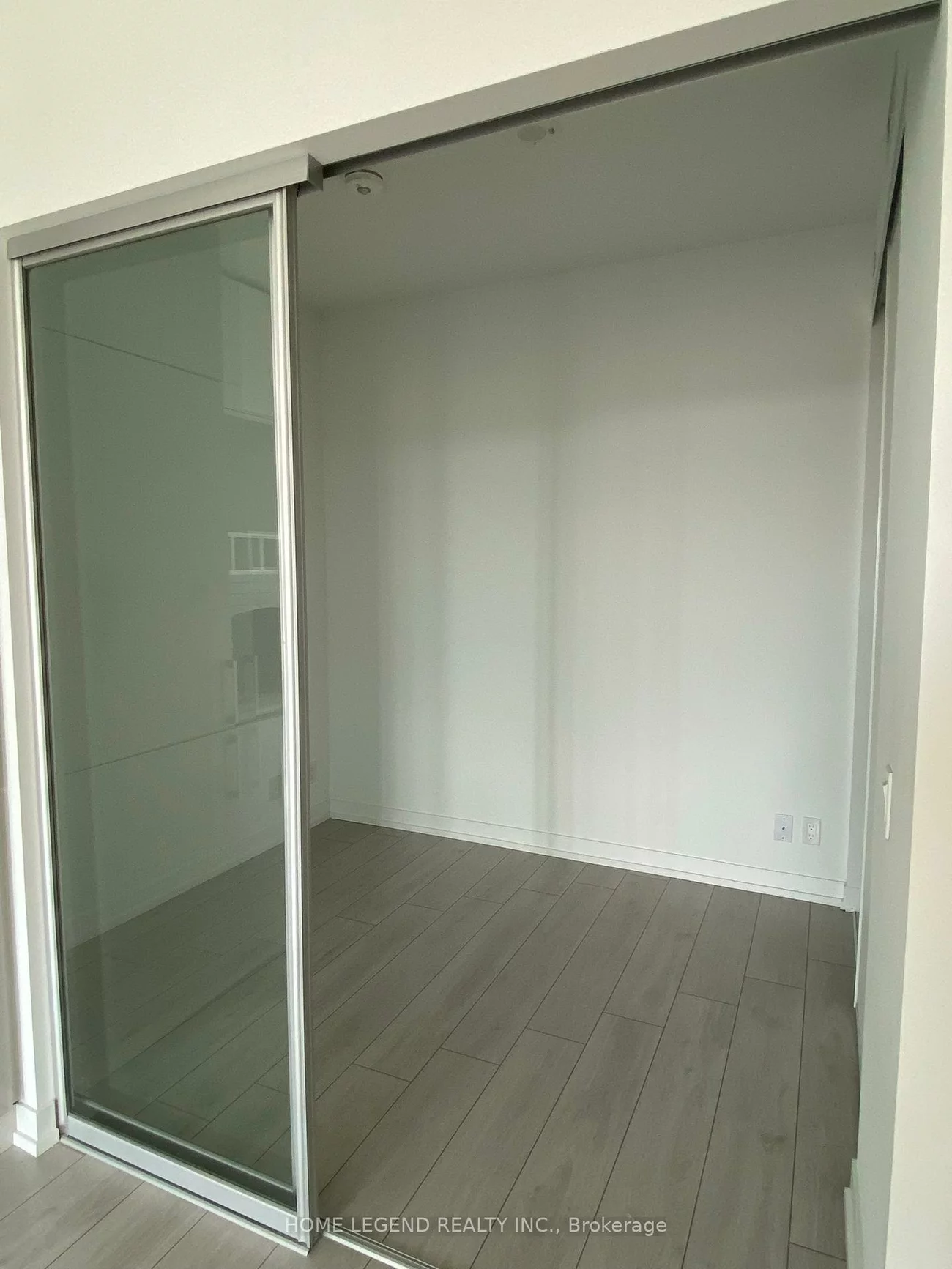 950, Portage, Vaughan Corporate Centre, Vaughan