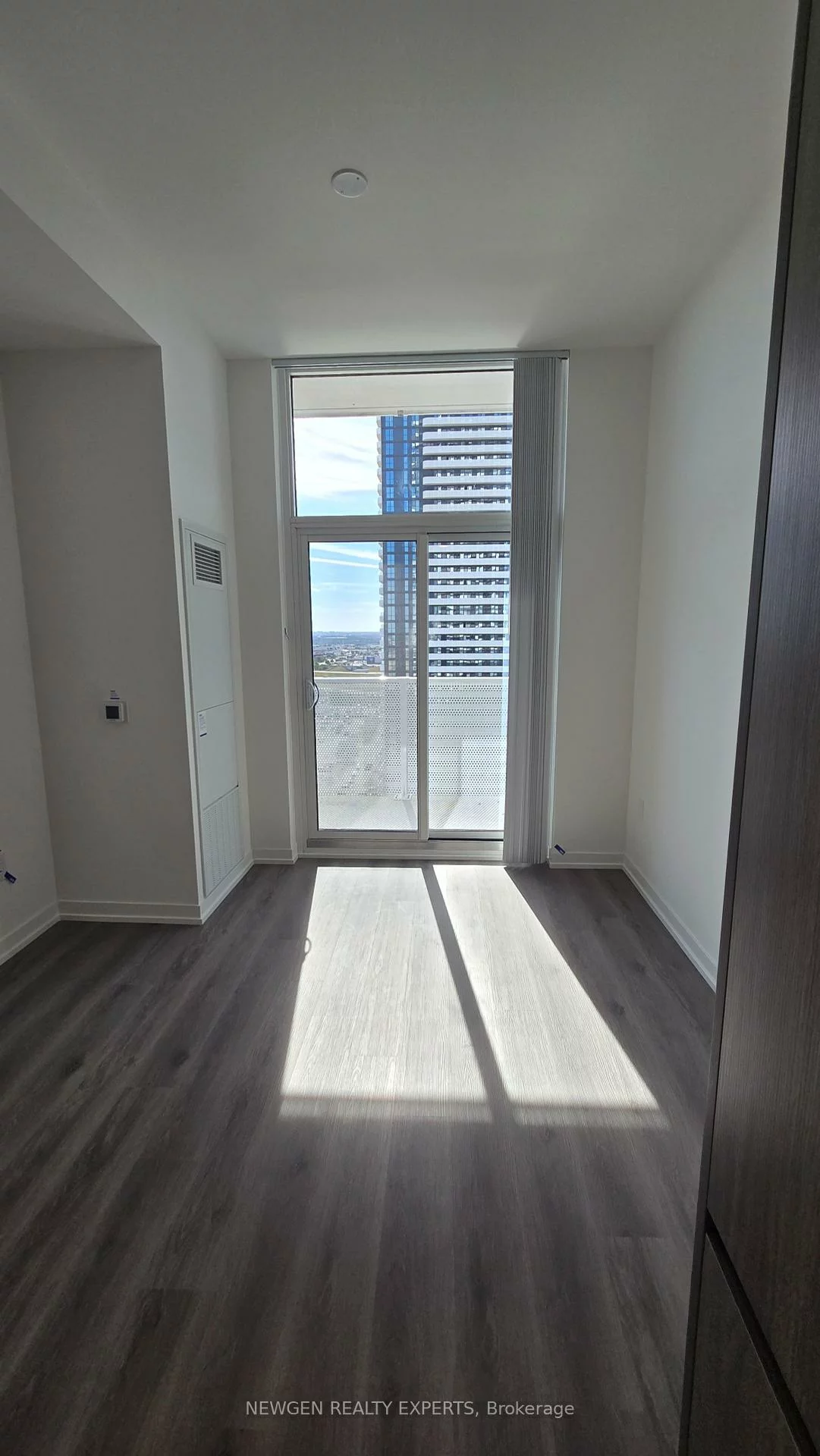 28, Interchange, Vaughan Corporate Centre, Vaughan
