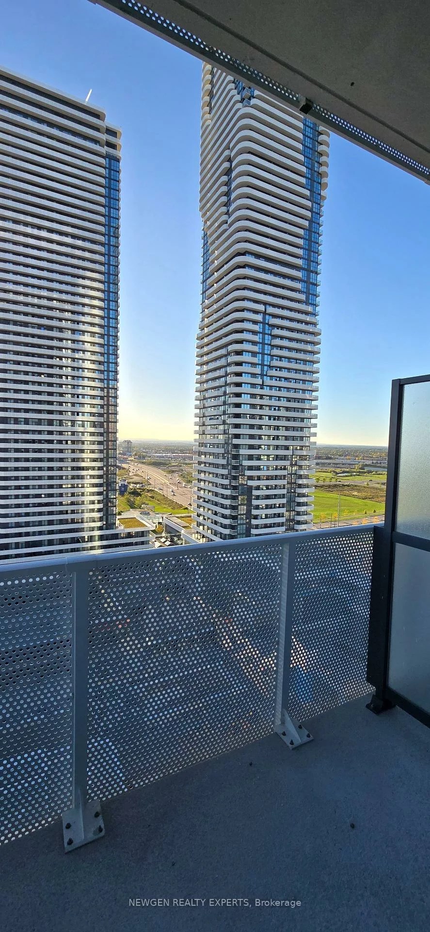 28, Interchange, Vaughan Corporate Centre, Vaughan
