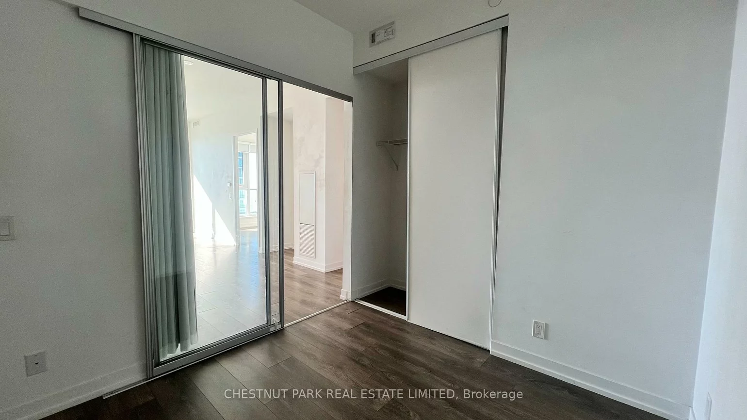 898, Portage, Vaughan Corporate Centre, Vaughan