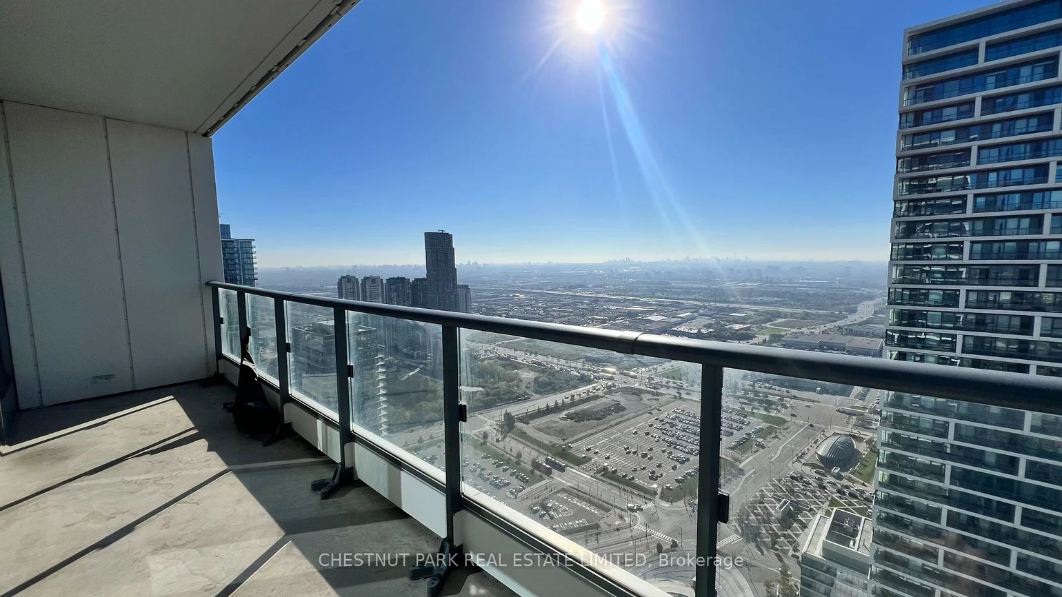 898, Portage, Vaughan Corporate Centre, Vaughan