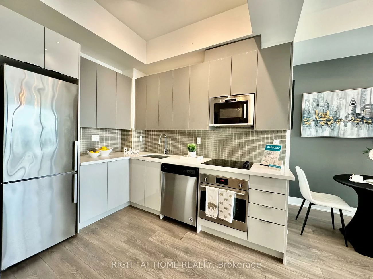 2908, Highway 7, Concord, Vaughan