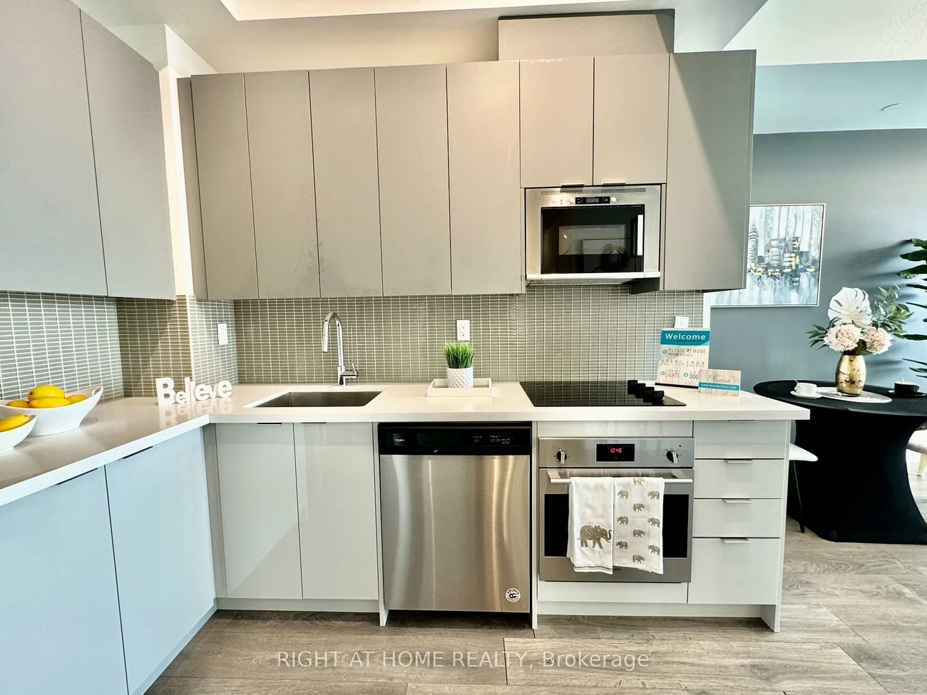2908, Highway 7, Concord, Vaughan