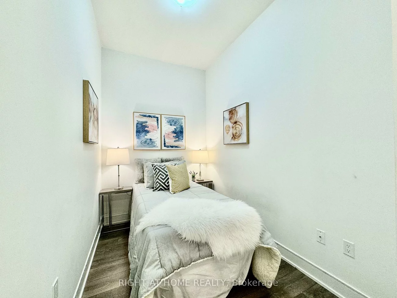 2908, Highway 7, Concord, Vaughan
