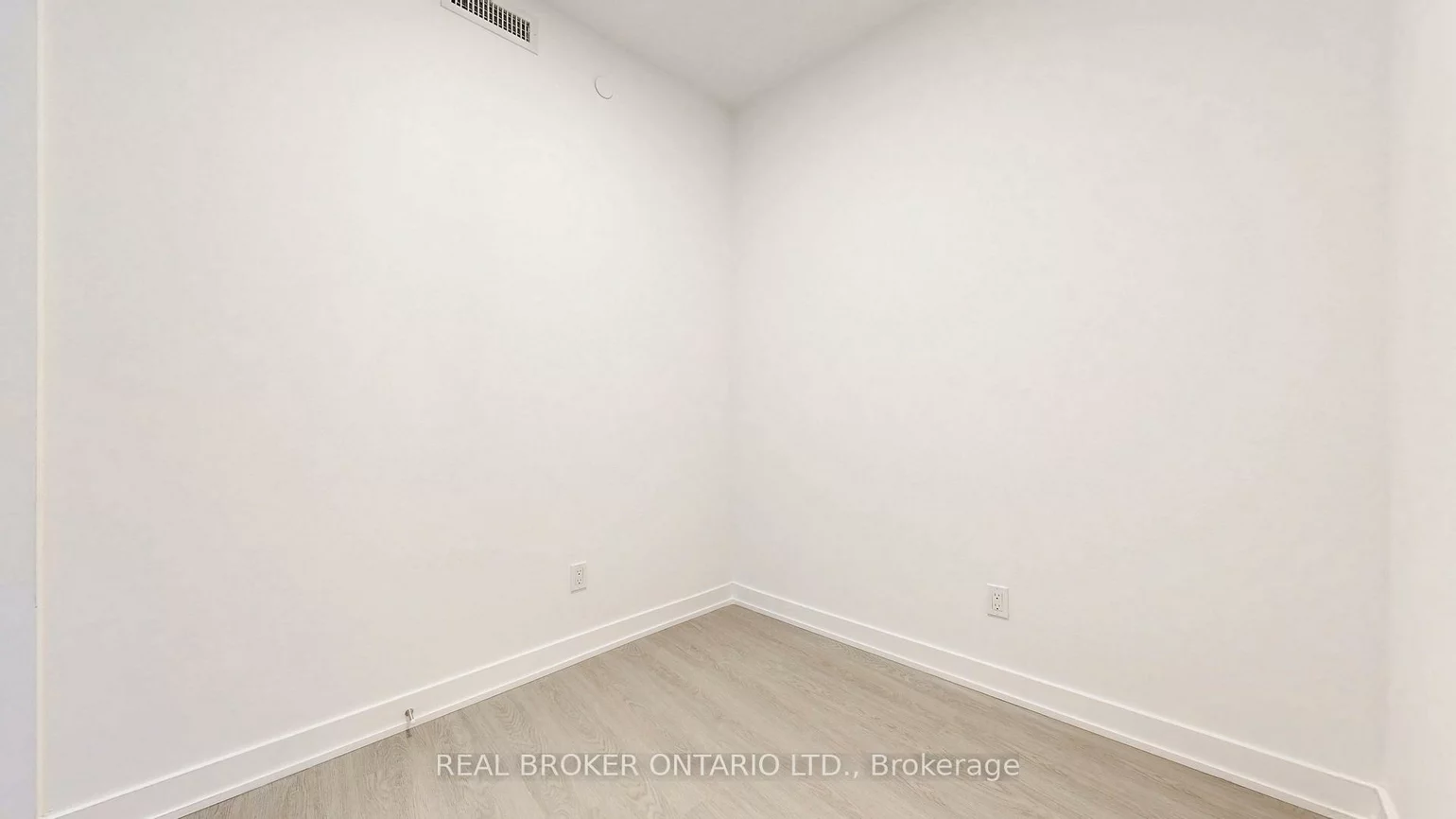 8188, Yonge, Uplands, Vaughan