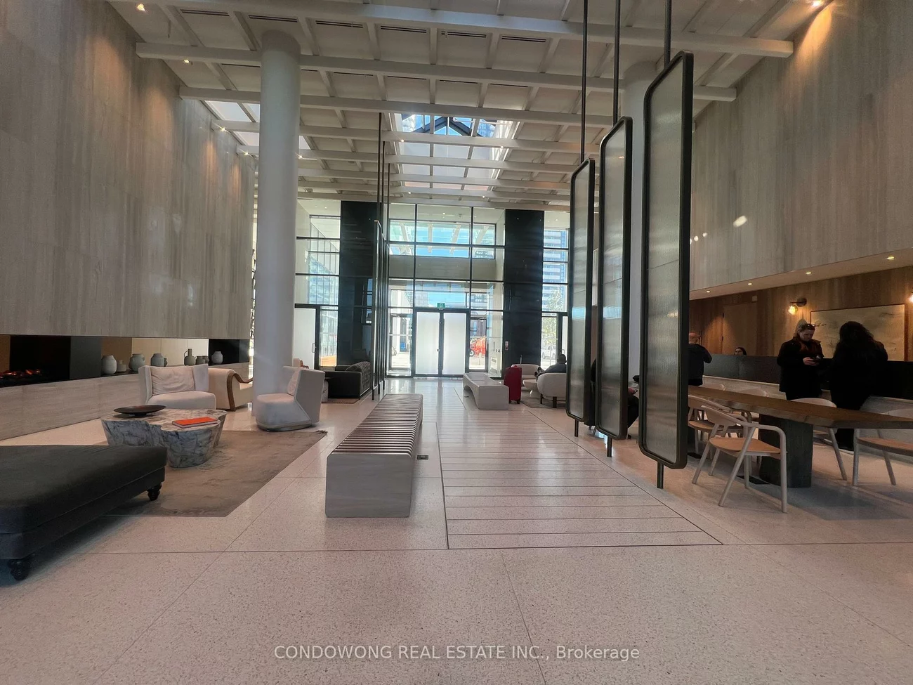 225, Commerce, Vaughan Corporate Centre, Vaughan