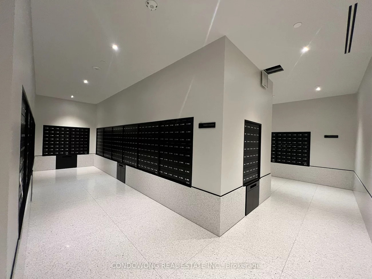 225, Commerce, Vaughan Corporate Centre, Vaughan