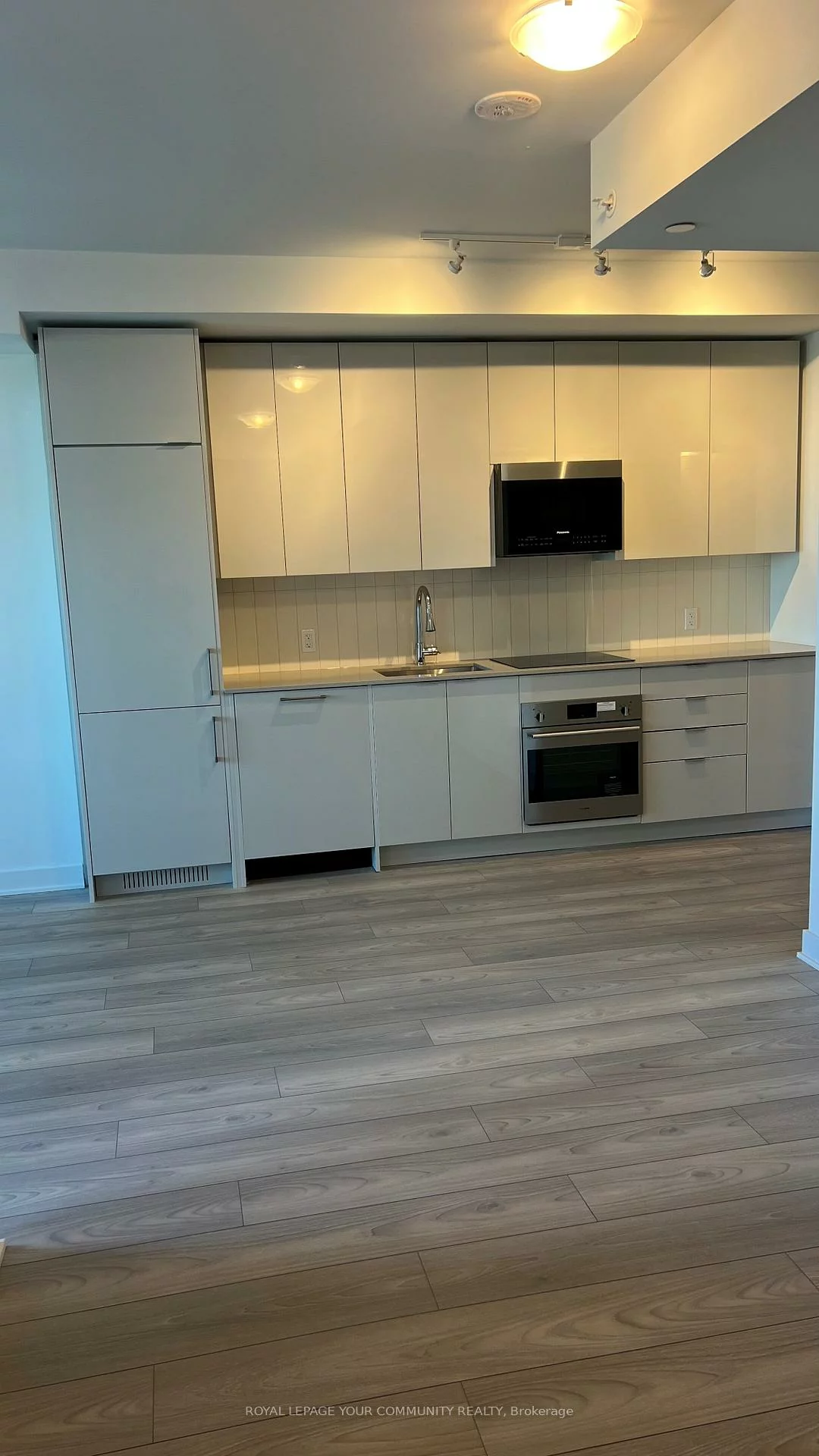 2920, Highway 7, Vaughan Corporate Centre, Vaughan