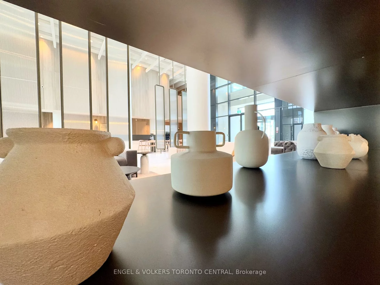 225, Commerce, Vaughan Corporate Centre, Vaughan