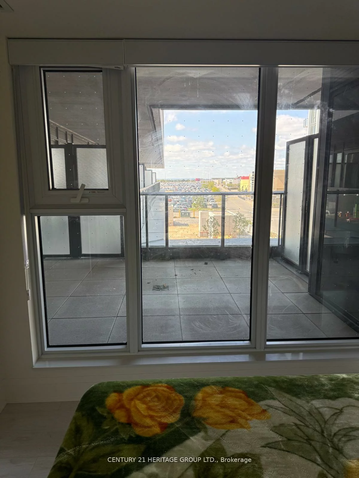 8960, Jane, Vellore Village, Vaughan
