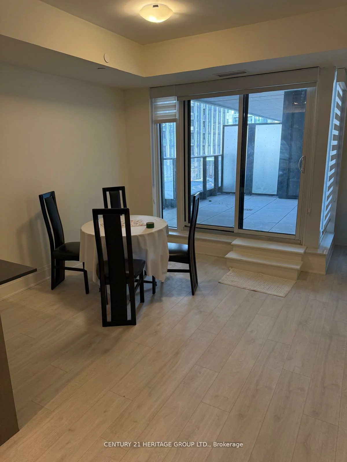 8960, Jane, Vellore Village, Vaughan