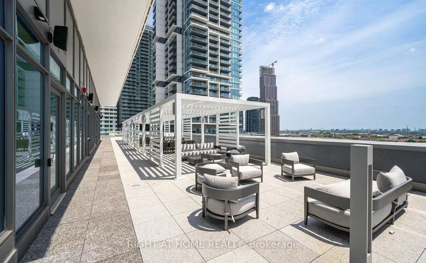 7890, Jane, Vaughan Corporate Centre, Vaughan