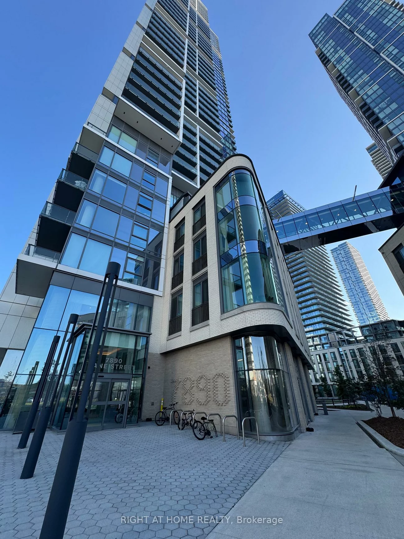 7890, Jane, Vaughan Corporate Centre, Vaughan