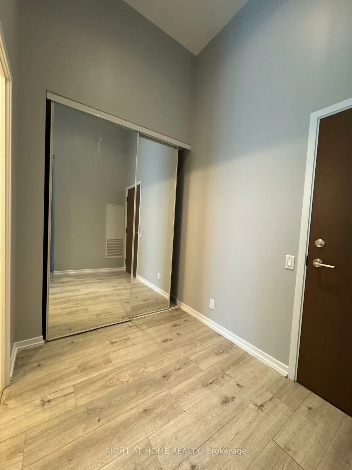 7890, Jane, Vaughan Corporate Centre, Vaughan