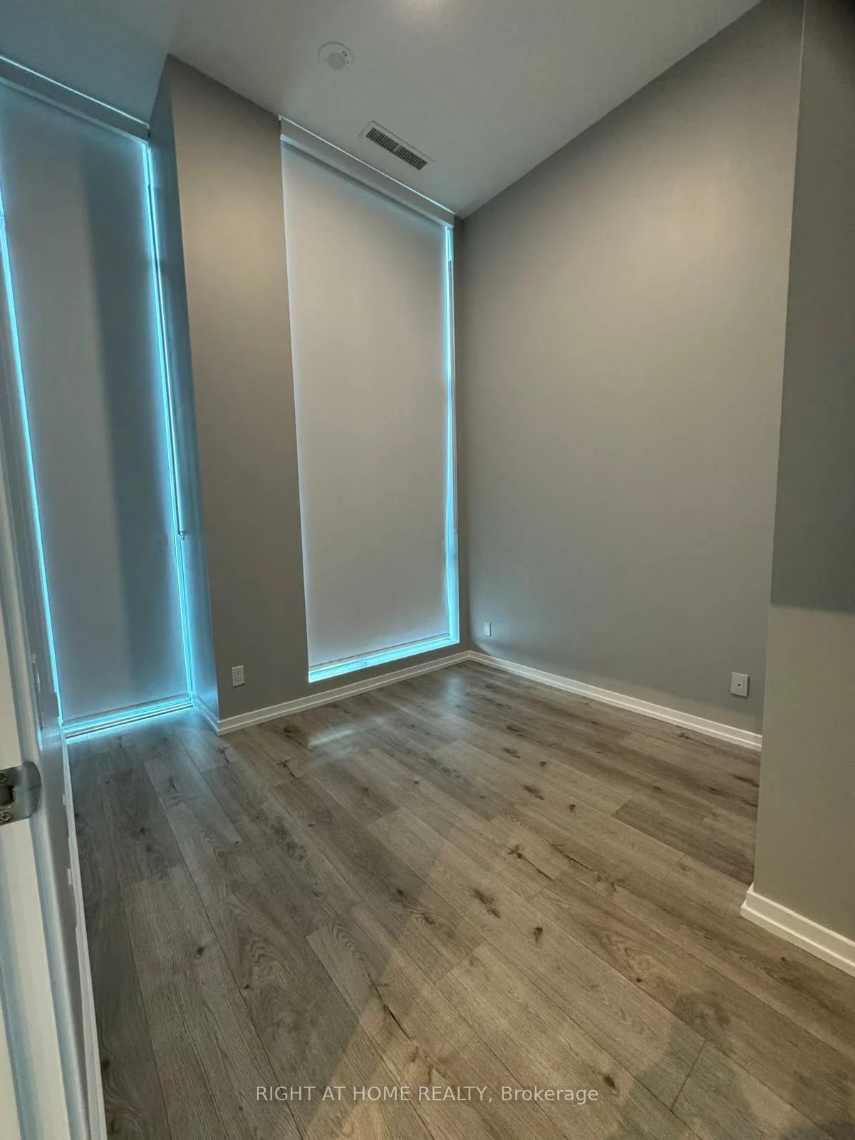 7890, Jane, Vaughan Corporate Centre, Vaughan