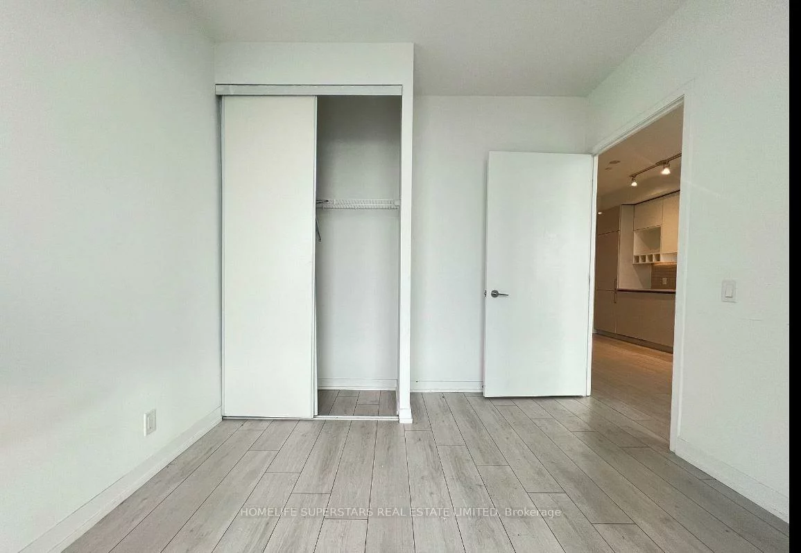 950, Portage, Vaughan Corporate Centre, Vaughan