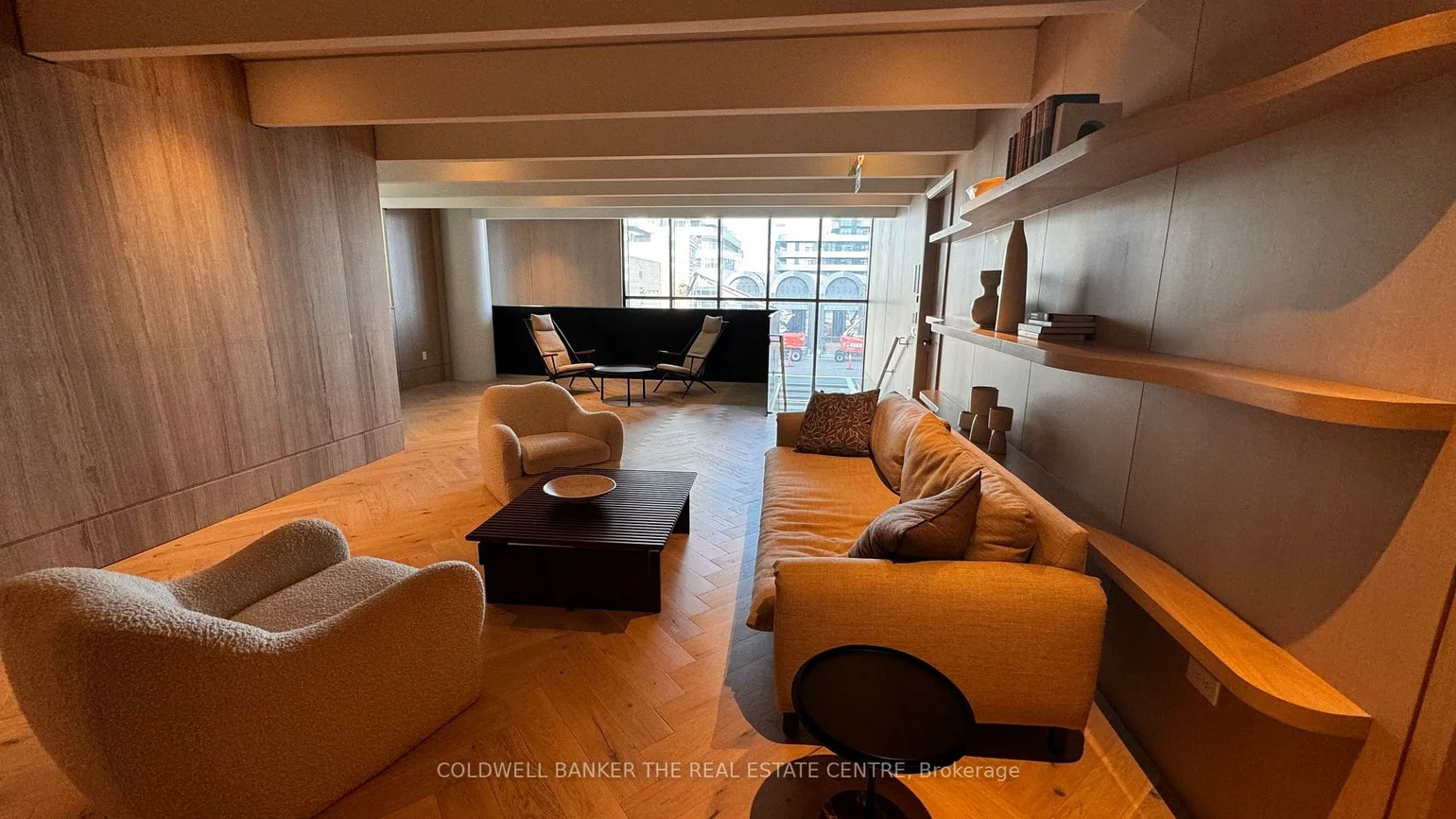 195, Commerce, Vaughan Corporate Centre, Vaughan