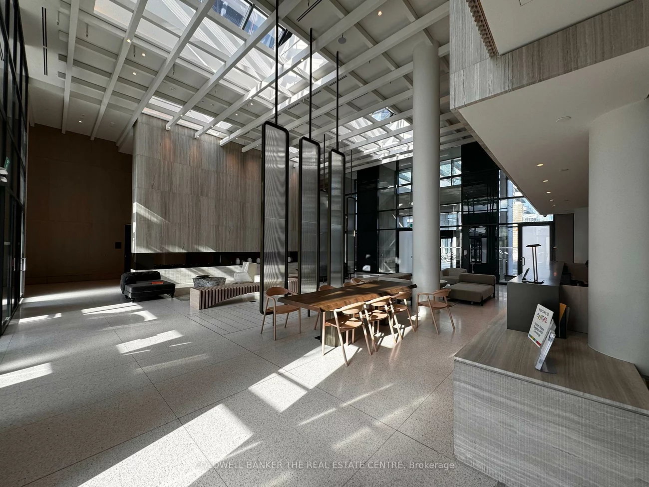195, Commerce, Vaughan Corporate Centre, Vaughan
