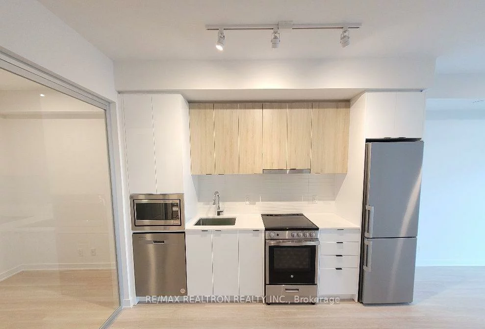 30, Upper Mall, Brownridge, Vaughan
