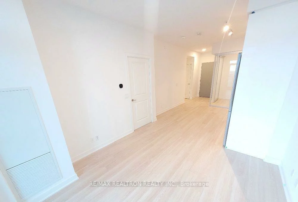 30, Upper Mall, Brownridge, Vaughan