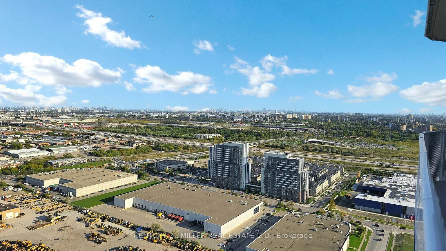 28, Interchange, Vaughan Corporate Centre, Vaughan