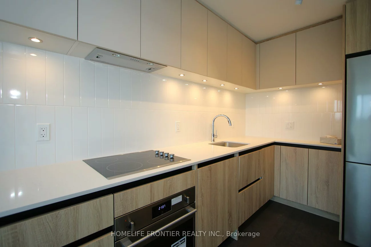 7950, Bathurst, Beverley Glen, Vaughan