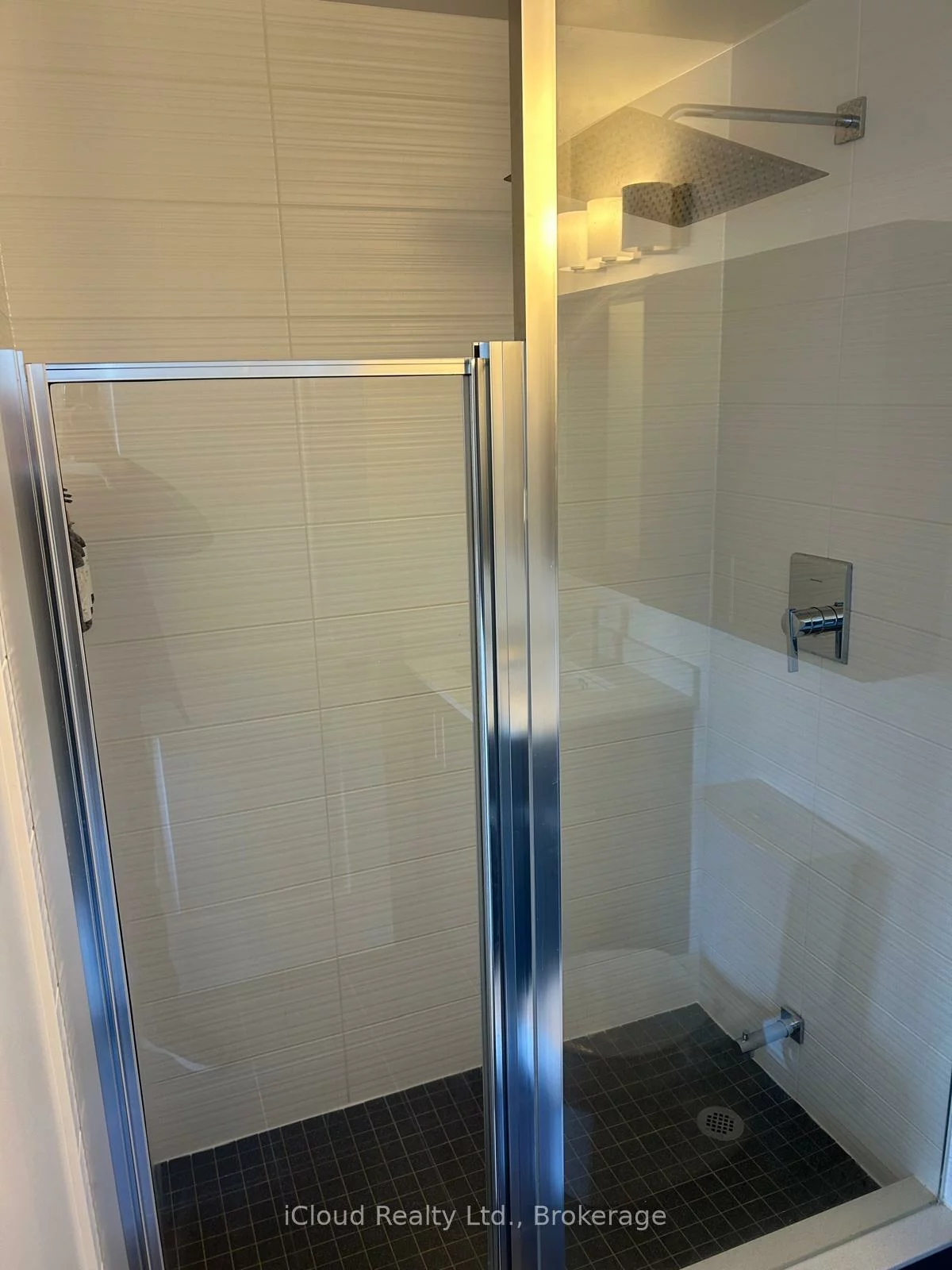 3600, Highway 7, Vaughan Corporate Centre, Vaughan