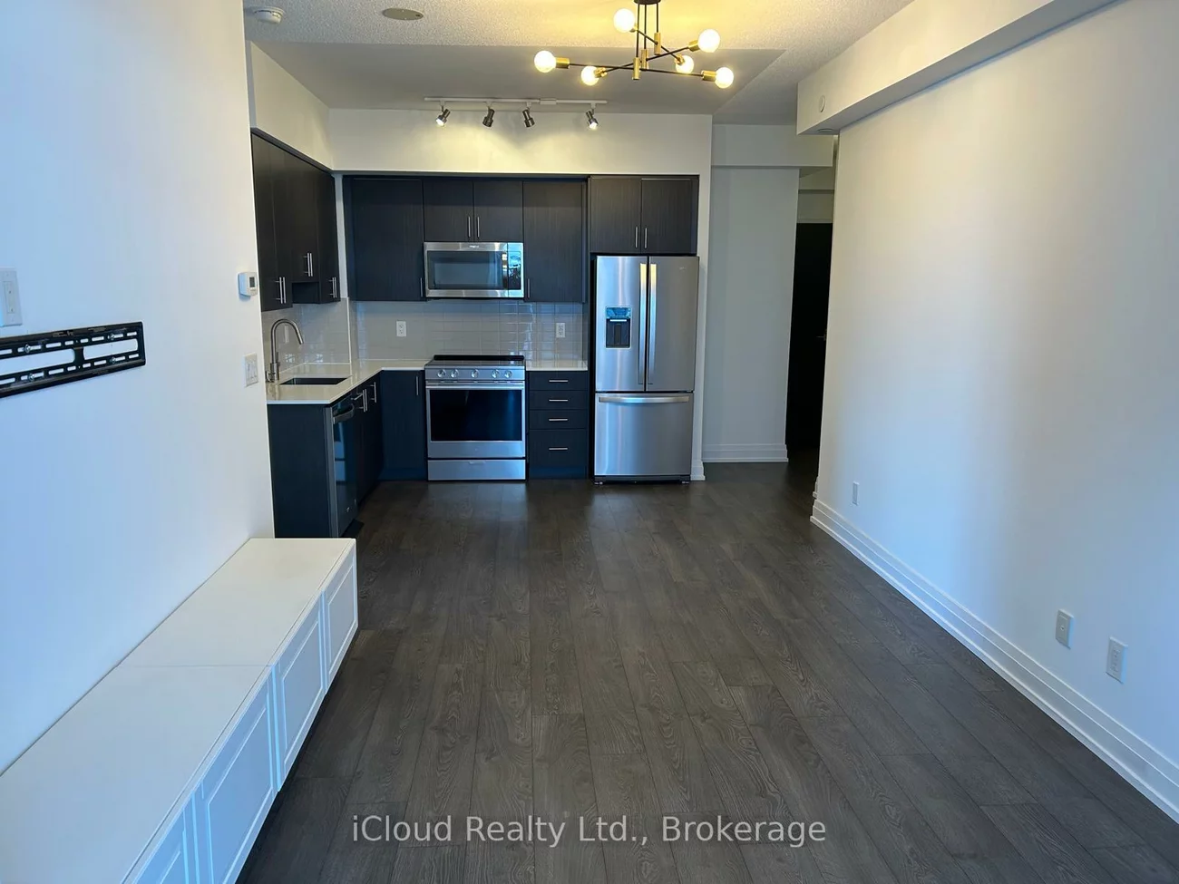 3600, Highway 7, Vaughan Corporate Centre, Vaughan