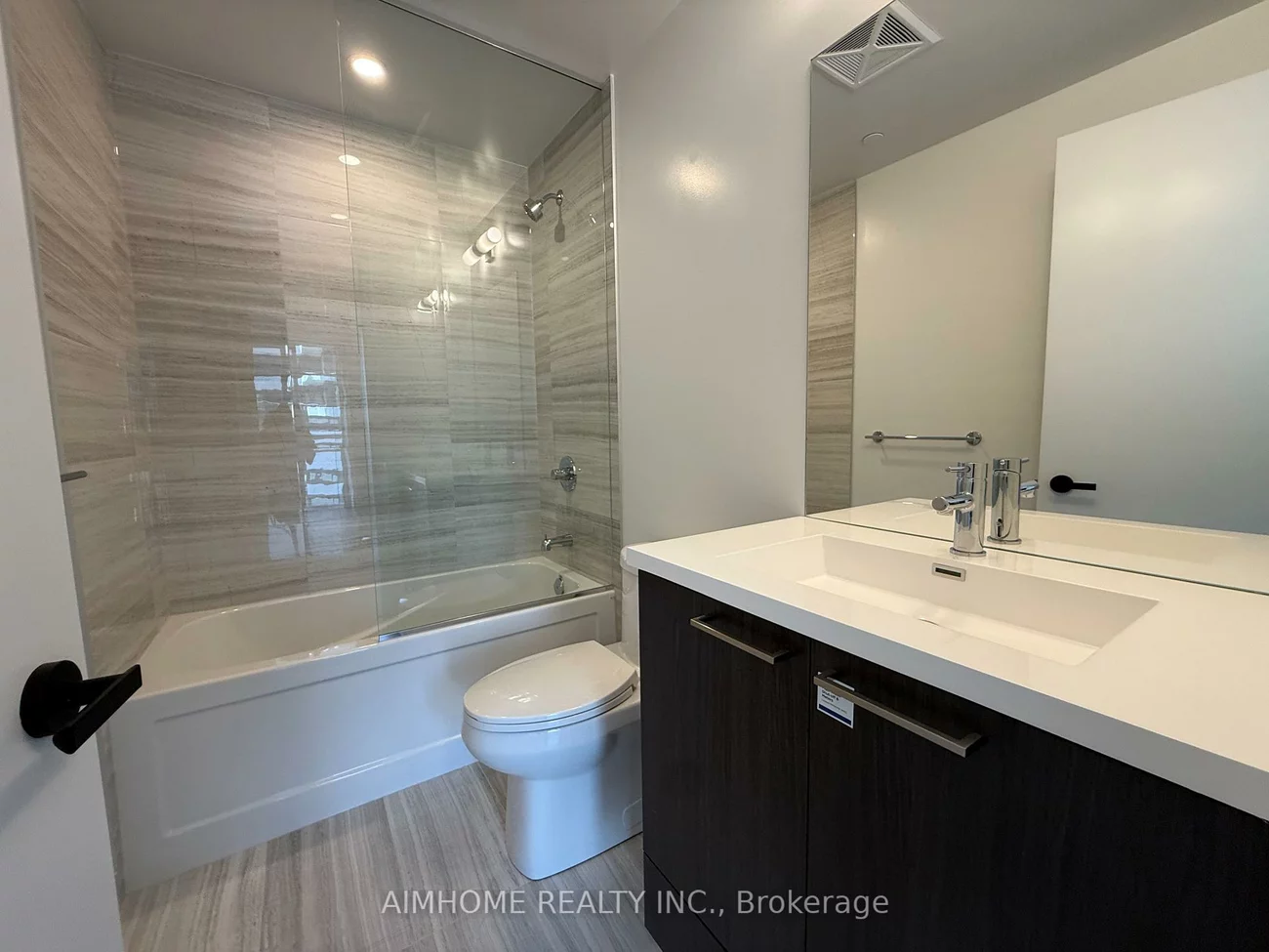 225, Commerce, Vaughan Corporate Centre, Vaughan