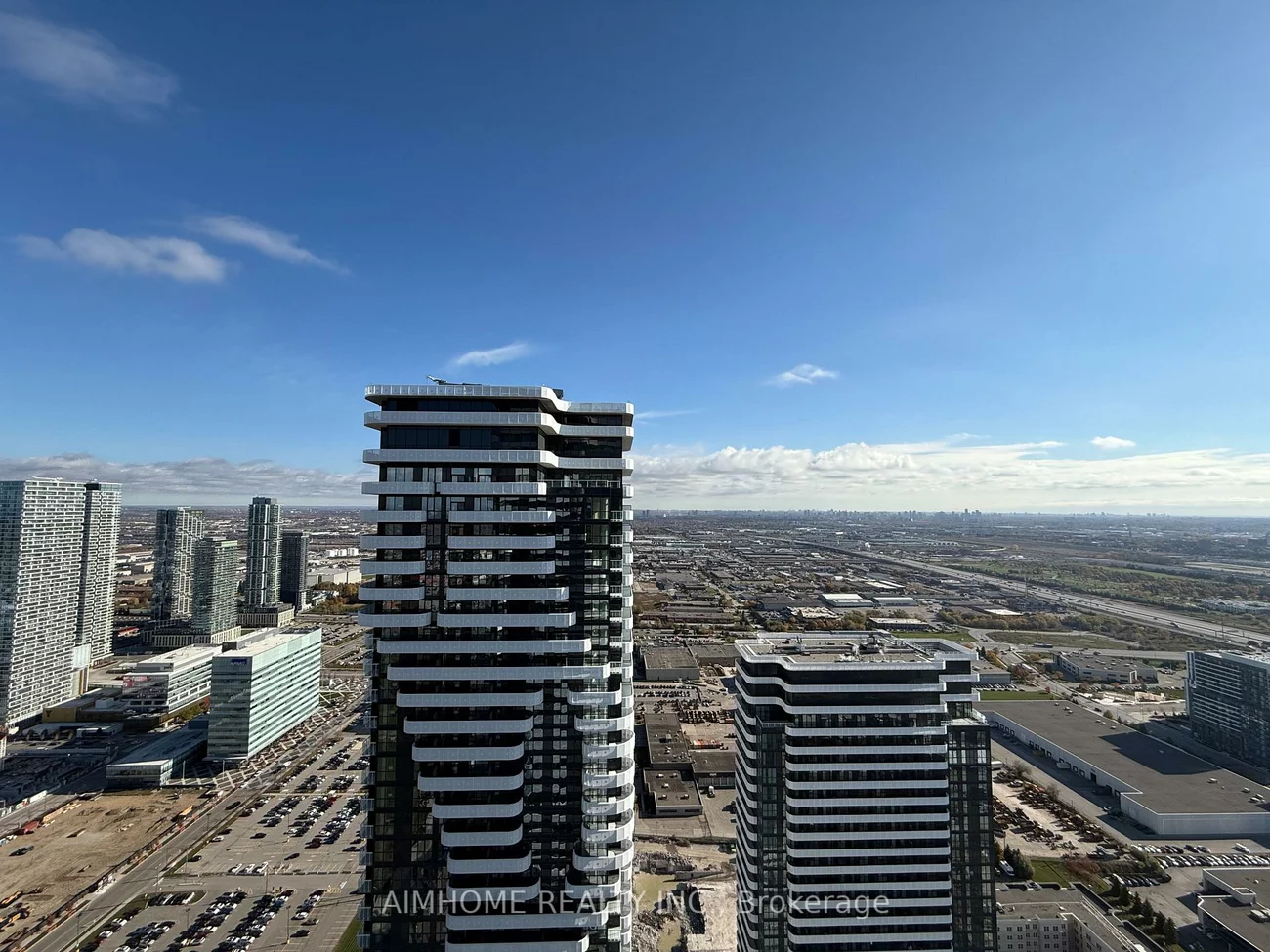 225, Commerce, Vaughan Corporate Centre, Vaughan