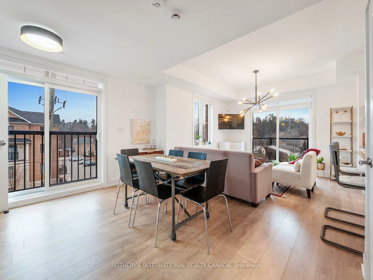 199, Pine Grove, Islington Woods, Vaughan