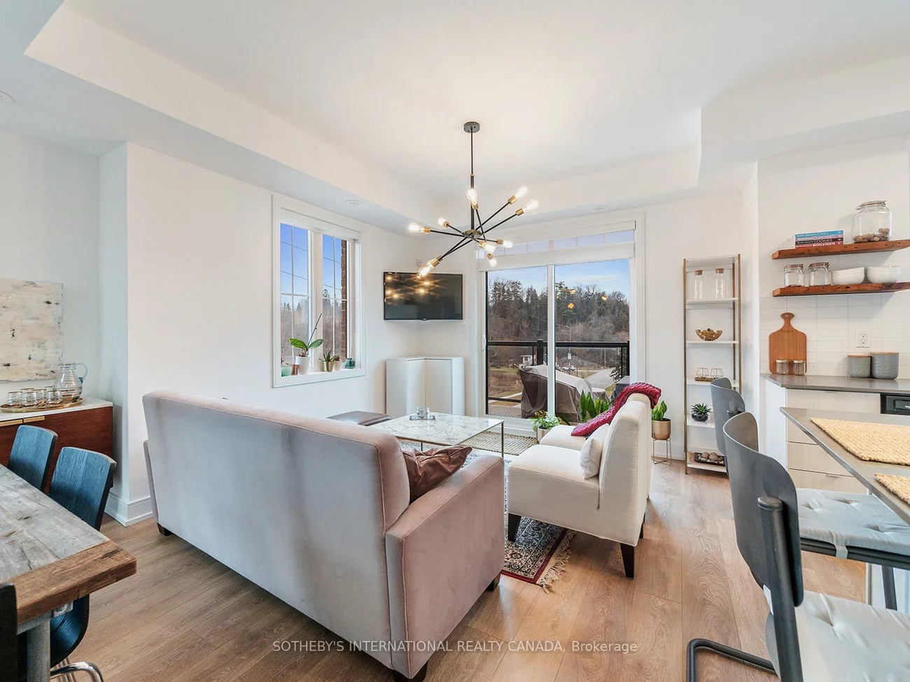 199, Pine Grove, Islington Woods, Vaughan