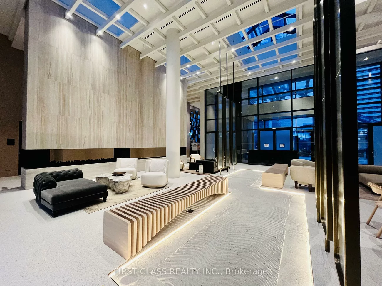 195, Commerce, Vaughan Corporate Centre, Vaughan