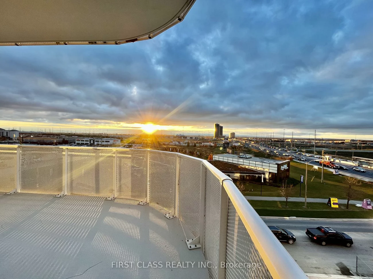 195, Commerce, Vaughan Corporate Centre, Vaughan