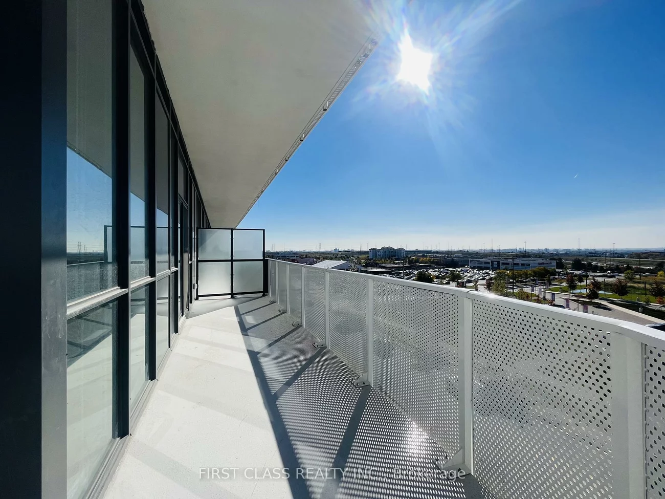 195, Commerce, Vaughan Corporate Centre, Vaughan