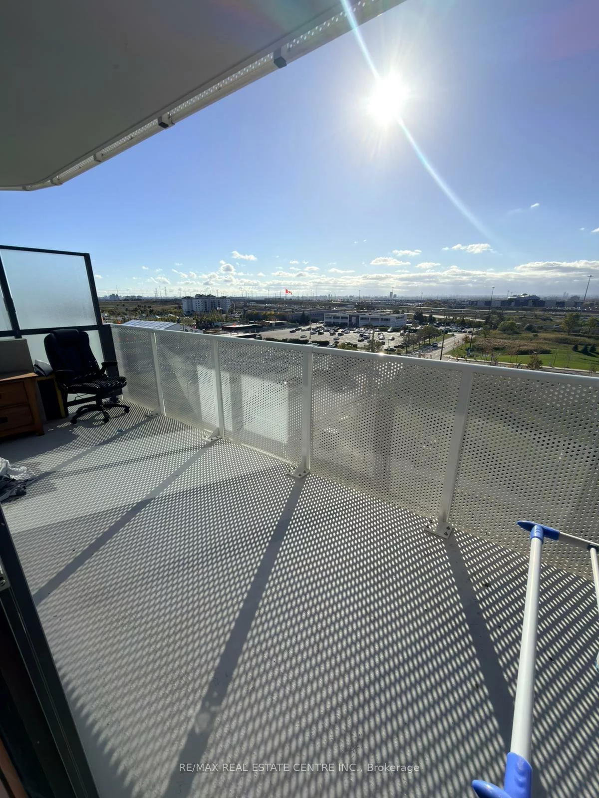 195, Commerce, Vaughan Corporate Centre, Vaughan