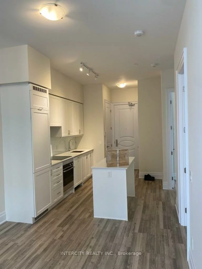 9085, Jane, Concord, Vaughan