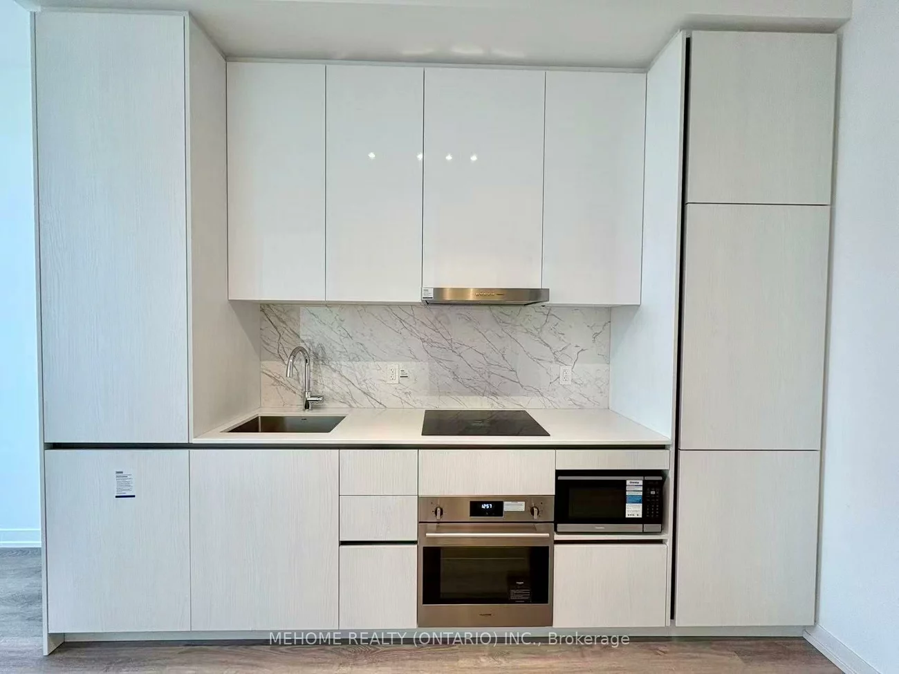 8, Interchange, Vaughan Corporate Centre, Vaughan