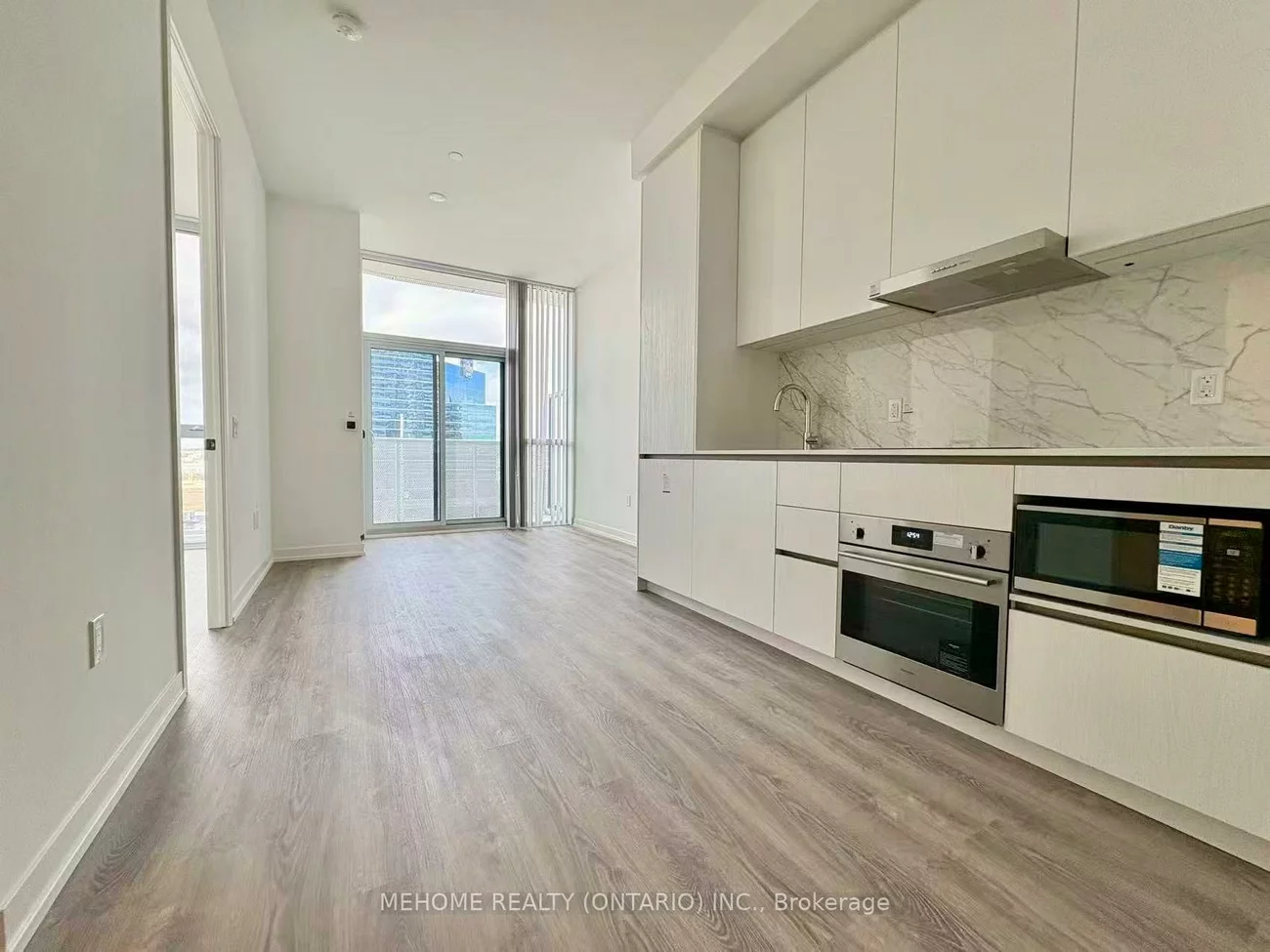 8, Interchange, Vaughan Corporate Centre, Vaughan