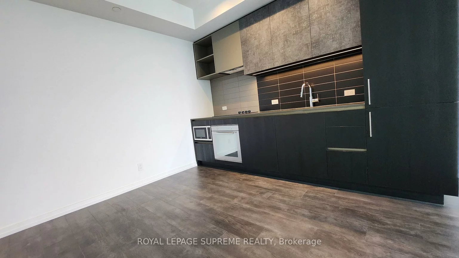 7890, Jane, Vaughan Corporate Centre, Vaughan