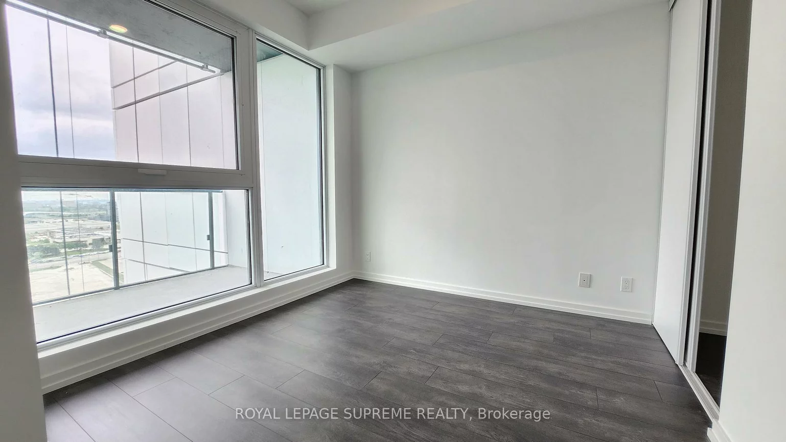 7890, Jane, Vaughan Corporate Centre, Vaughan