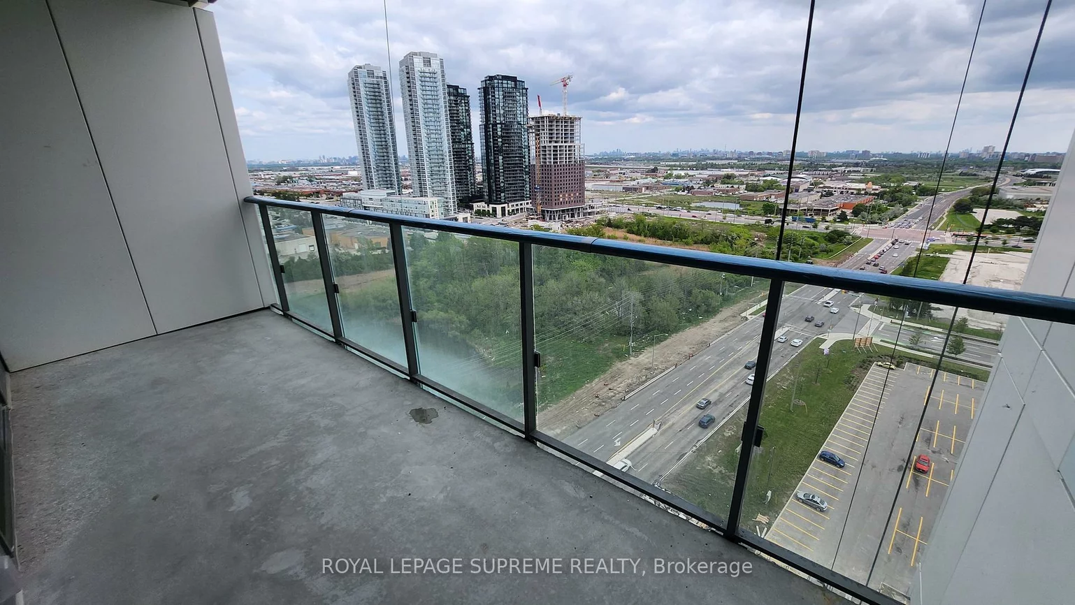 7890, Jane, Vaughan Corporate Centre, Vaughan